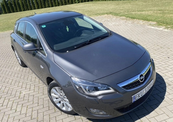 Opel Astra cena 26900 przebieg: 200000, rok produkcji 2011 z Kutno małe 781